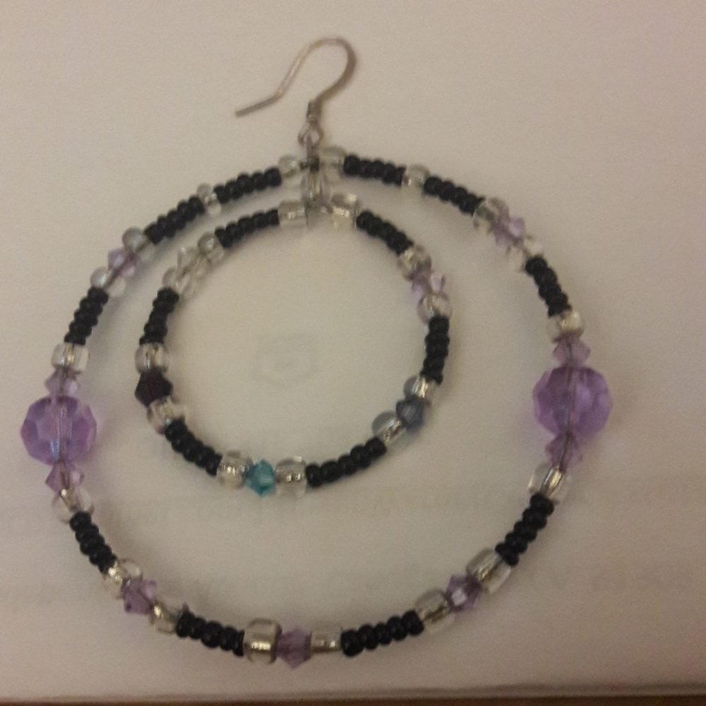 💗🖤Handmade Hoops - Picture 4 of 4